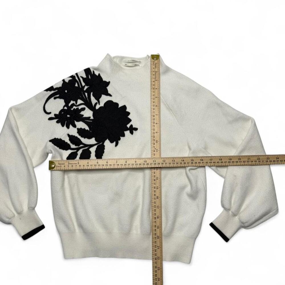Anthropologie Applique Mock White/Black Embroidered Floral Sweater Top Size XS - Picture 3 of 7